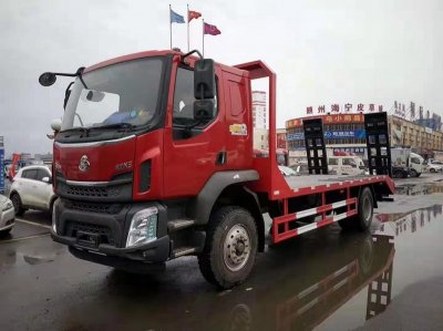 挖機平板運輸車增壓器保養(yǎng)小妙招超實用！
